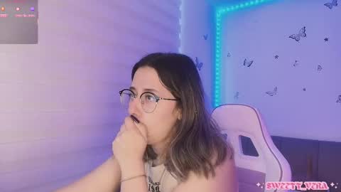 Snapshot of sweettvera_ chatting on March 3, 2026, 12:44 pm Veronica Independent Model online show from March 3, 2026, 12:44 pm