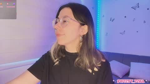 Snapshot of sweettvera_ chatting on April 6, 2026, 1:45 pm Veronica Independent Model online show from April 6, 2026, 1:45 pm