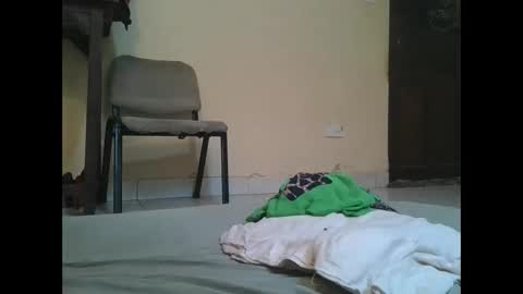 sweetyass25 online show from April 18, 2026, 9:02 am