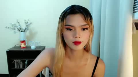 Snapshot of sweetytrannygirlxx chatting on January 13, 2025, 5:12 am Megan online show from January 13, 2025, 5:12 am