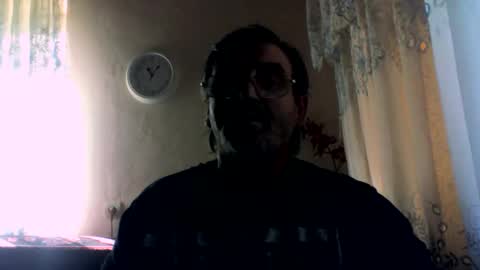 Snapshot of swergiu333 chatting on February 14, 2026, 9:06 am Raymond online show from February 14, 2026, 9:06 am