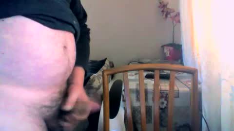 Snapshot of swergiu333 chatting on February 17, 2026, 8:33 am Raymond online show from February 17, 2026, 8:33 am