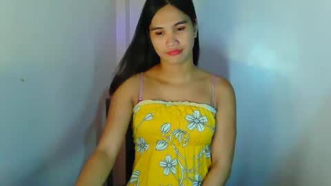 Snapshot of swettie_rhea chatting on February 1, 2026, 2:15 pm Rhea online show from February 1, 2026, 2:15 pm