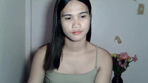 Snapshot of swettie_rhea chatting on February 6, 2026, 3:04 pm Rhea online show from February 6, 2026, 3:04 pm