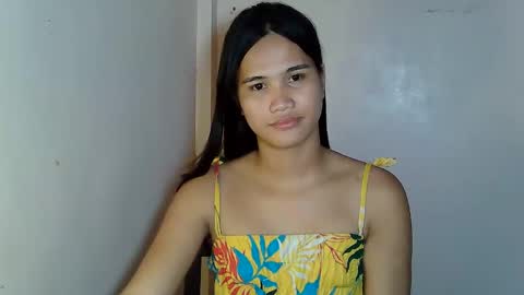 Snapshot of swettie_rhea chatting on February 25, 2026, 2:48 pm Rhea online show from February 25, 2026, 2:48 pm