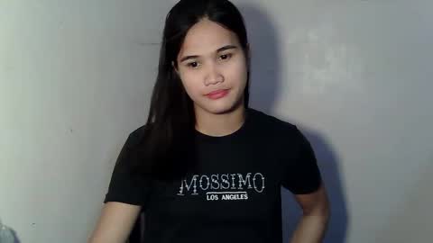 Snapshot of swettie_rhea chatting on March 8, 2026, 1:59 pm Rhea online show from March 8, 2026, 1:59 pm