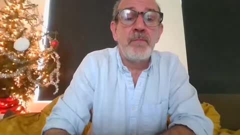 Snapshot of swimmi70 chatting on January 29, 2025, 10:37 am swimmi70 online show from January 29, 2025, 10:37 am