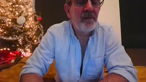 Snapshot of swimmi70 chatting on January 29, 2025, 4:52 pm swimmi70 online show from January 29, 2025, 4:52 pm