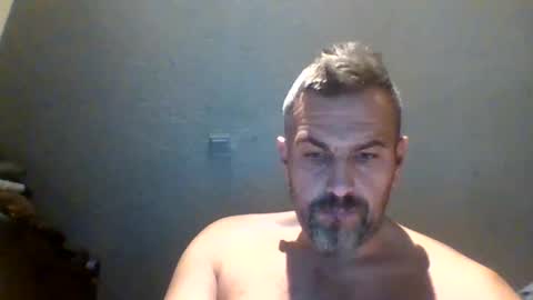 Snapshot of swinger_men_austria chatting on December 22, 2024, 5:32 pm swinger_men_austria online show from December 22, 2024, 5:32 pm