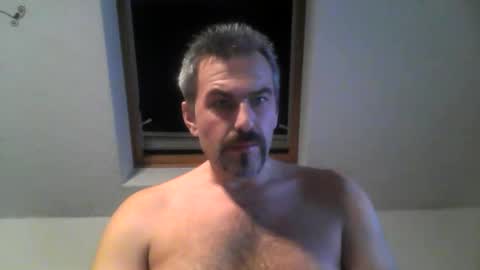 Snapshot of swinger_men_austria chatting on November 15, 2025, 5:42 pm swinger_men_austria online show from November 15, 2025, 5:42 pm