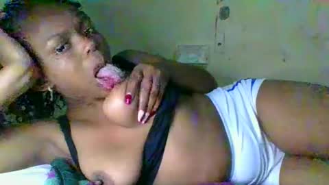 swit_seduction online show from May 28, 2026, 4:37 pm