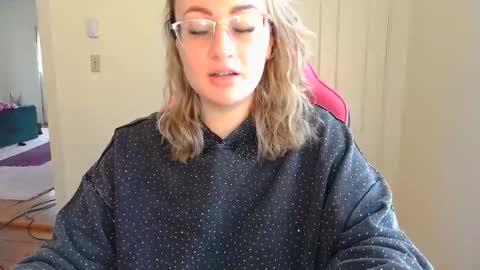 ashley blayde online show from April 2, 2026, 6:49 pm