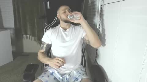 Swoozy online show from March 6, 2026, 3:25 am