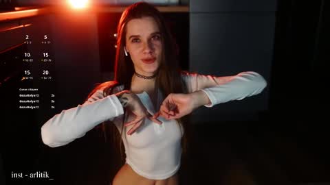 syaosan_ online show from February 25, 2026, 3:05 am