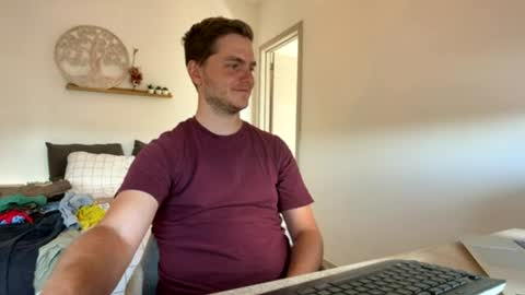 syl092 online show from July 6, 2026, 3:03 pm