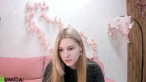 Snapshot of sylvia_ortiz chatting on September 19, 2025, 9:32 am Sylvia online show from September 19, 2025, 9:32 am