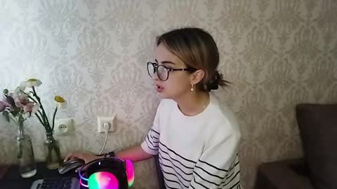 Emily online show from May 29, 2026, 3:54 pm