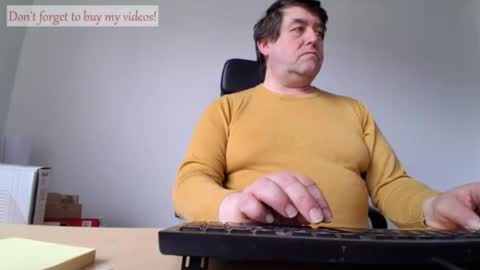 Snapshot of sympa_trique chatting on March 29, 2026, 3:56 pm sympa_trique online show from March 29, 2026, 3:56 pm