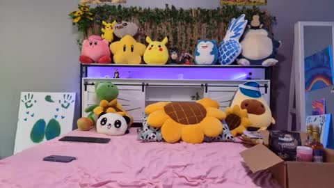 Jennah online show from July 21, 2026, 7:49 pm