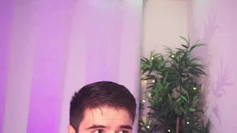 Snapshot of t0ny_wylie chatting on February 17, 2026, 8:59 pm t0ny_wylie online show from February 17, 2026, 8:59 pm