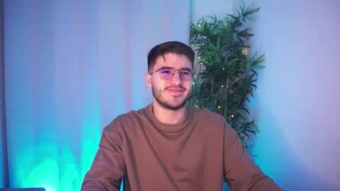 t0ny_wylie online show from March 20, 2026, 6:29 am