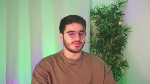 t0ny_wylie online show from April 18, 2026, 4:49 am