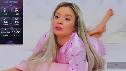 Snapshot of taahiraarabian chatting on February 12, 2025, 4:33 pm Arianna online show from February 12, 2025, 4:33 pm