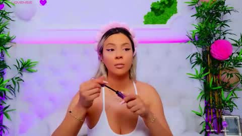 Snapshot of taahiraarabian chatting on September 24, 2025, 12:30 pm Arianna online show from September 24, 2025, 12:30 pm