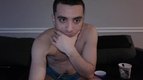 Snapshot of taauruss chatting on April 13, 2026, 12:16 am Emmanuel online show from April 13, 2026, 12:16 am