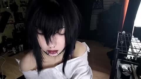 Snapshot of tabethashempert chatting on February 16, 2026, 11:06 am Lina online show from February 16, 2026, 11:06 am