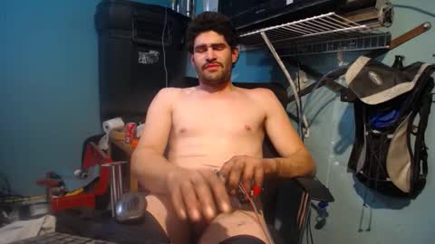 Snapshot of tabmasterx chatting on February 13, 2025, 2:20 pm tabmasterx online show from February 13, 2025, 2:20 pm