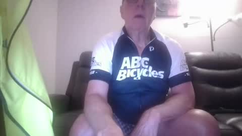 tacrunner66_ online show from January 14, 2026, 2:33 pm