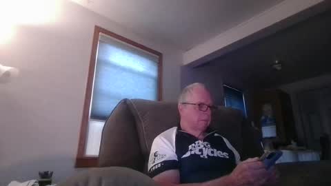 Snapshot of tacrunner66_ chatting on June 25, 2026, 1:37 pm tacrunner66_ online show from June 25, 2026, 1:37 pm