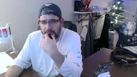 TaintNuzzler online show from December 2, 2024, 3:15 am