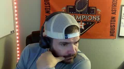 TaintNuzzler online show from March 3, 2025, 9:00 am