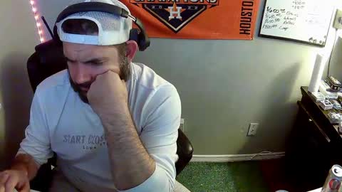 TaintNuzzler online show from September 9, 2025, 2:16 pm