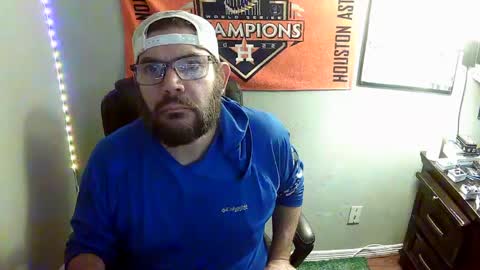 TaintNuzzler online show from September 11, 2025, 10:26 am