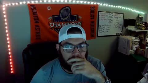 TaintNuzzler online show from September 26, 2025, 9:35 am