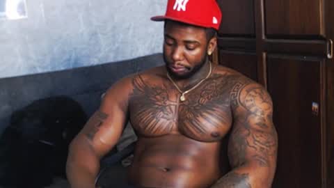 Tairon Tucke online show from December 17, 2024, 10:43 pm