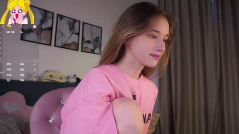 Mia online show from March 13, 2026, 1:34 am