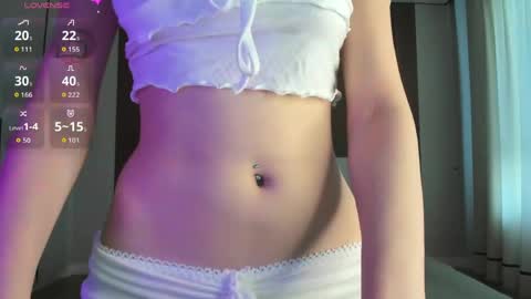 Mia  online show from May 9, 2026, 11:04 am