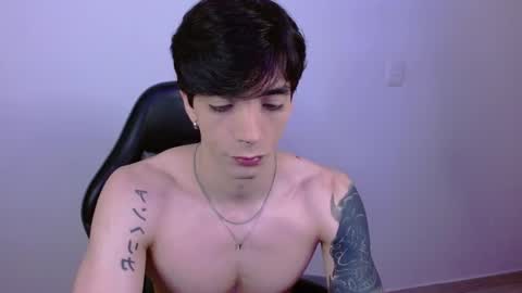 takeru___ online show from November 30, 2025, 12:25 am