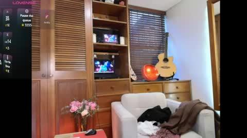 Talia peach online show from May 29, 2026, 10:46 am