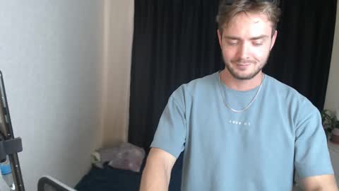 tall_sam online show from September 12, 2025, 3:12 pm