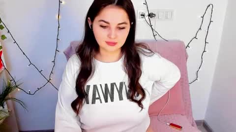 Snapshot of talla_la chatting on February 13, 2025, 7:24 am Talla online show from February 13, 2025, 7:24 am