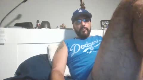 talllatino310 online show from October 2, 2025, 5:58 am