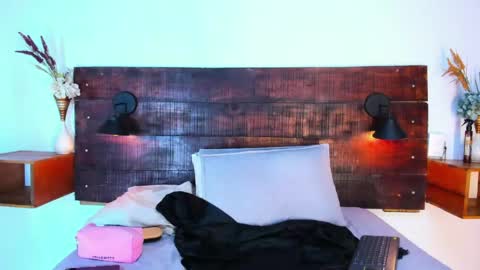 Snapshot of tamara_sanz1 chatting on May 16, 2026, 10:58 am online show from May 16, 2026, 10:58 am