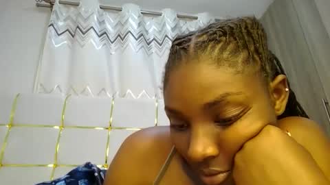 Snapshot of tamia538235 chatting on February 19, 2025, 12:25 am tamia online show from February 19, 2025, 12:25 am