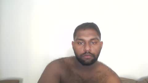 tamilpaiyan09 online show from April 8, 2026, 1:11 pm