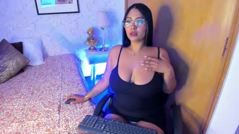 Tammara  online show from May 13, 2026, 11:51 am